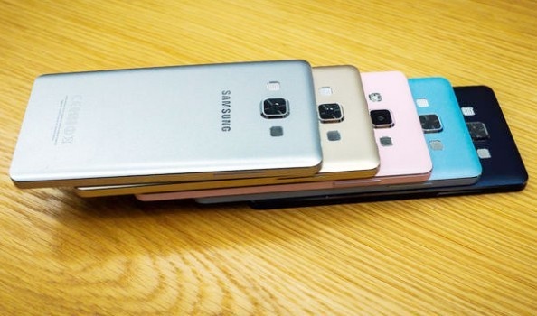 Galaxy A3 va A5 co gia lan luot 7 va 9 trieu dong tai VN hinh anh