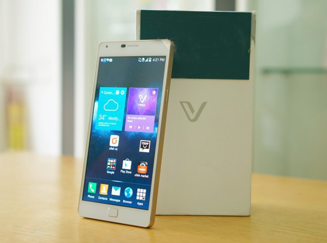 Smartphone xach tay tu Han Quoc gia tot tro lai VN cuoi nam hinh anh