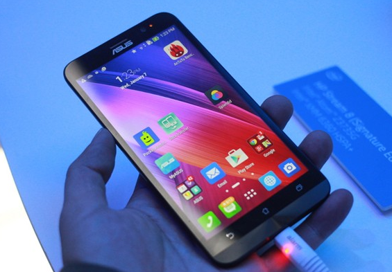 Thoi diem vang cua dien thoai tam trung tai Viet Nam hinh anh