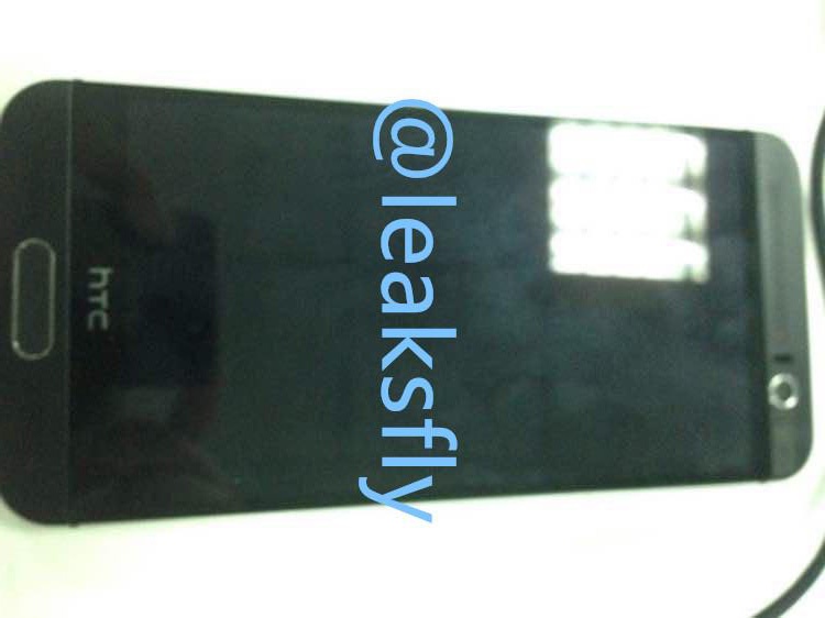 Thiết bị này sở hữu một nút Home vật lý lạ lẫm.