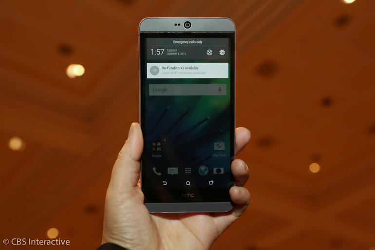 HTC Desire 826 chip 8 nhan gia 8,7 trieu dong tai VN hinh anh