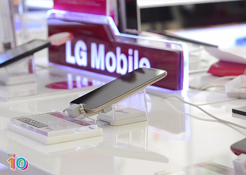 Zing 10 - Bang xep hang smartphone ban chay thang 3 hinh anh