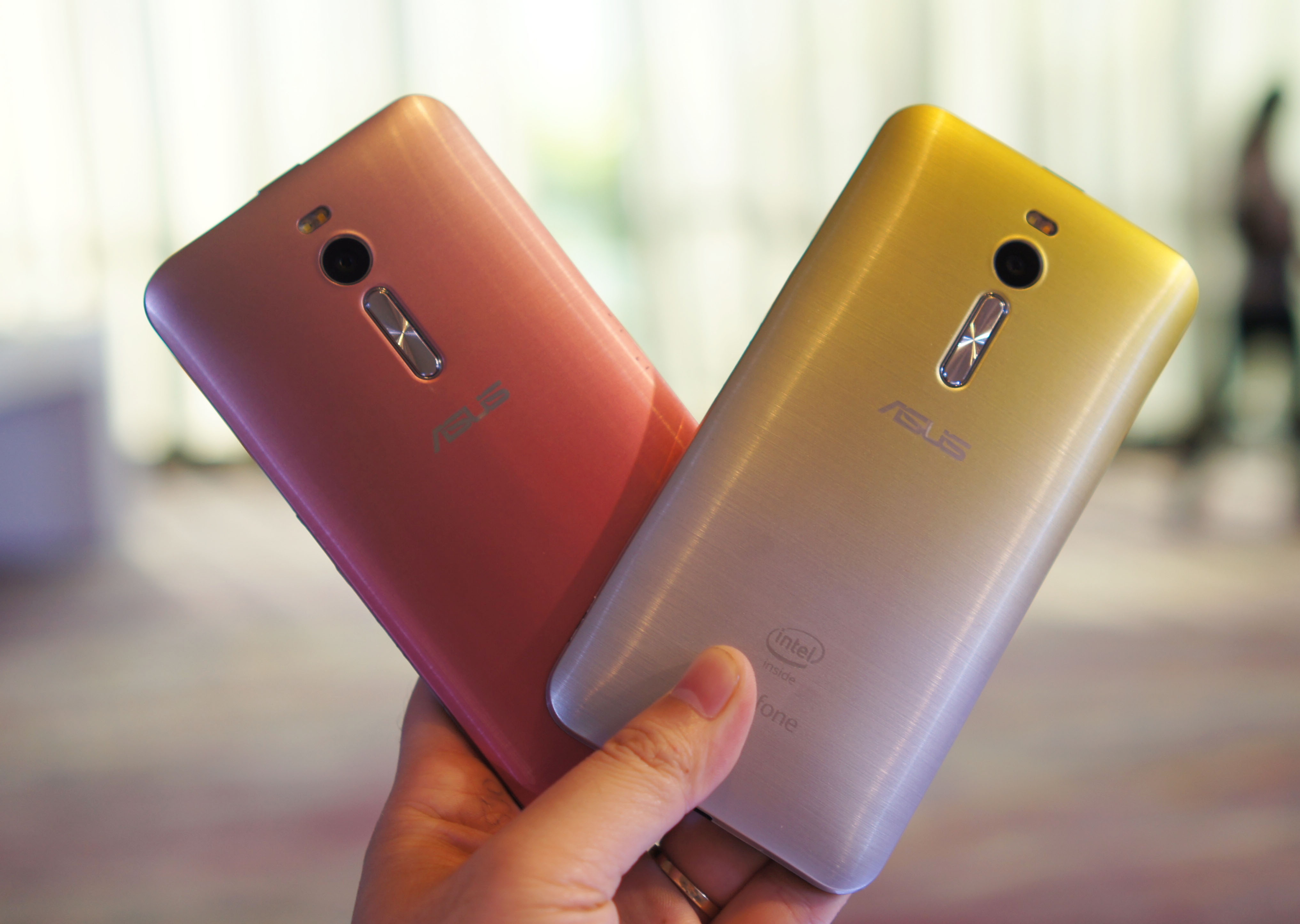 Loat do choi doc dao cho Asus Zenfone 2 hinh anh