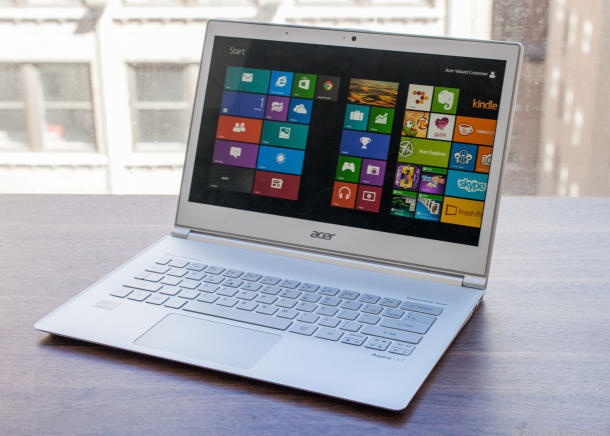 Don vi dau tien ban laptop co san Windows ban quyen tai VN hinh anh