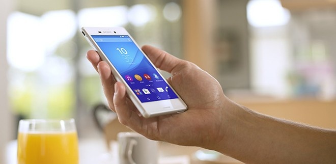 Xperia M4 Aqua thể hiện tư duy mới của Sony trong cách định giá sản phẩm. Ảnh: Mobiles Review.