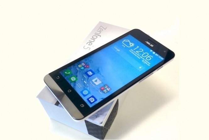 Asus tiep tuc hoan nang cap Android 5.0 cho Zenfone doi dau hinh anh