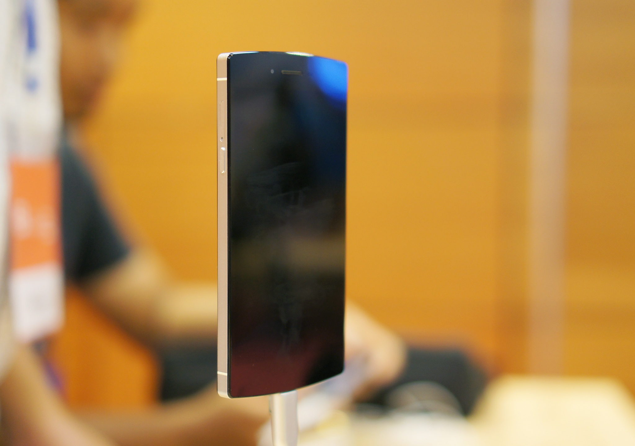 Bkav: 'Khong co dong Bphone gia re' hinh anh