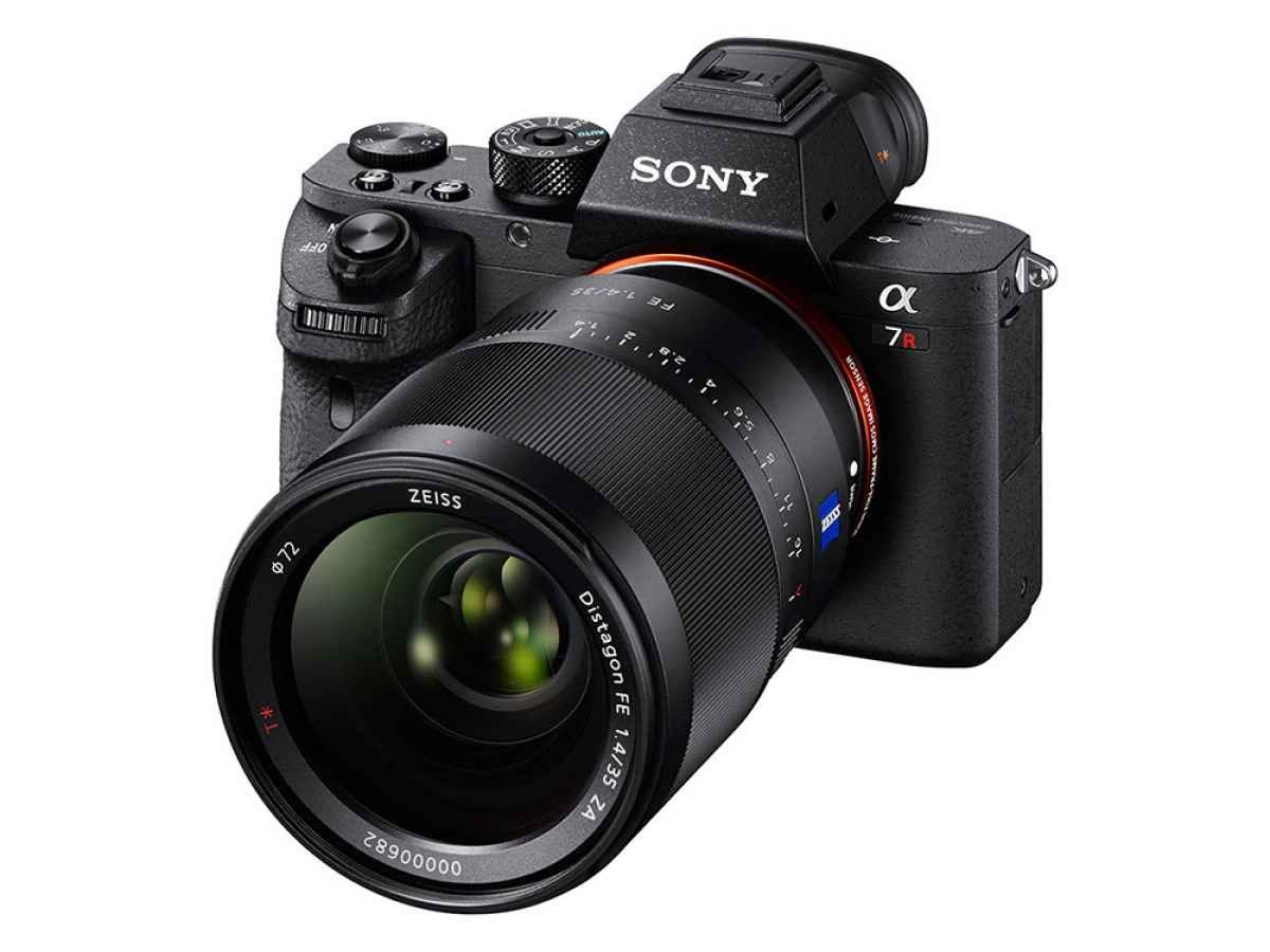 Sony tung a7R II cam bien 42 megapixel, gia hon 3.000 USD hinh anh