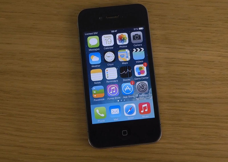 iPhone 4 cu co dang mua? hinh anh