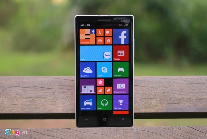 Lumia 930 ra mắt tại Việt Nam tháng 6/2014. Hơn một năm qua, Microsoft chưa tung thêm bất cứ model cao cấp nào. Ảnh: Quốc Huy.