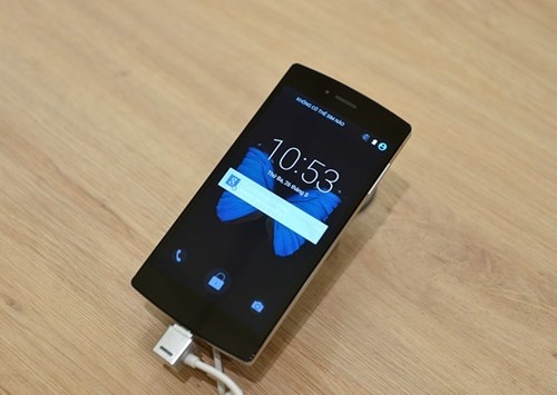 Bphone va di dong tam trung la diem nhan o VN dau 2015 hinh anh