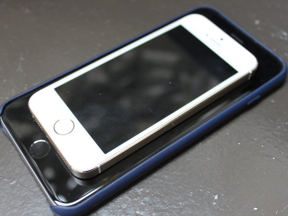 Apple tung can nhac san xuat iPhone 6 man hinh 4 inch hinh anh