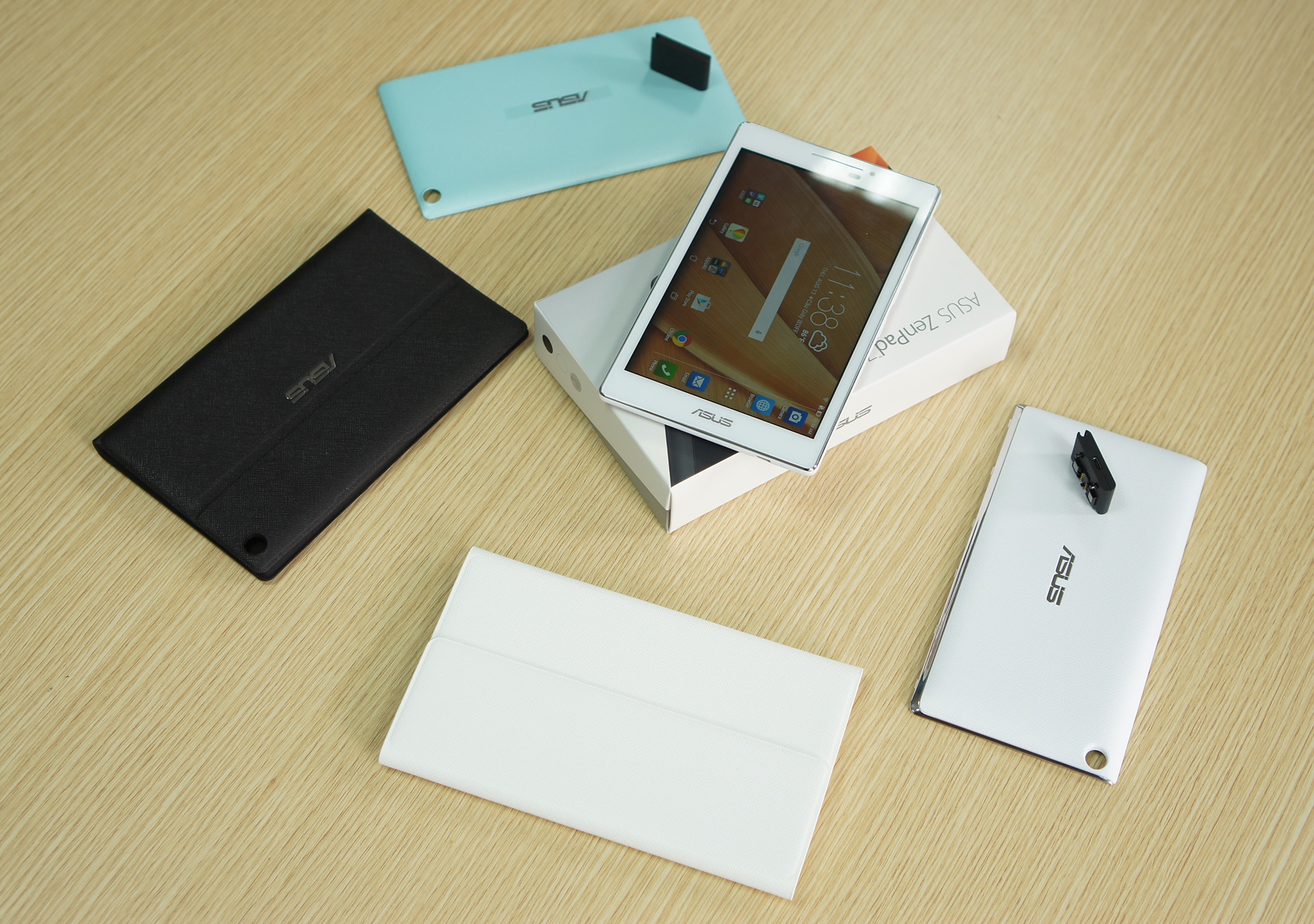 May tinh bang ZenPad 7 cung mot loat do choi ve Viet Nam hinh anh