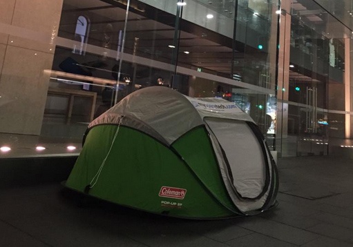 Tin do Apple bat dau cam trai cho iPhone moi hinh anh