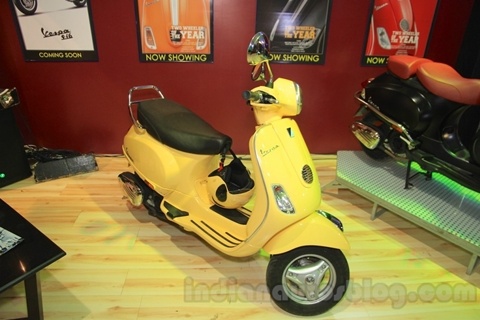 Piaggio ra mat 3 mau xe Vespa gia re tai thi truong An Do hinh anh