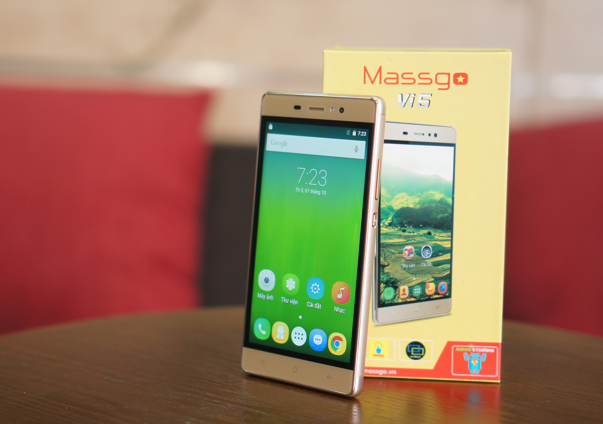 Mo hop Massgo Vi5 - smartphone vo kim loai gia 3 trieu hinh anh