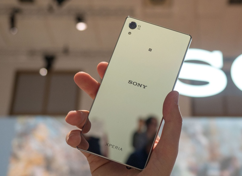 Sony Xperia Z5 Premium gia du kien gan 20 trieu tai VN hinh anh