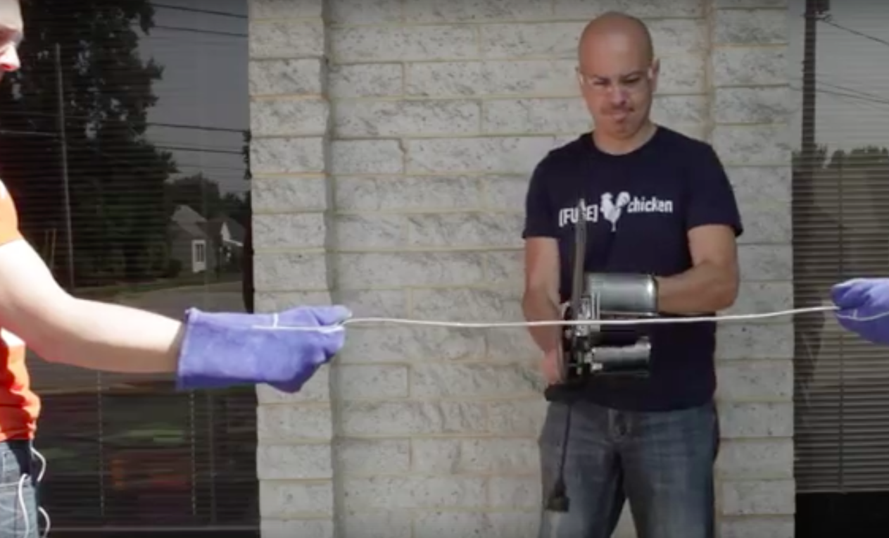 Cap Lightning ben nhat the gioi hinh anh