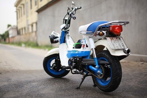 Honda Chaly được thiết kế tem Doraemon để gợi nhớ về kí ức tuổi thơ một thời.