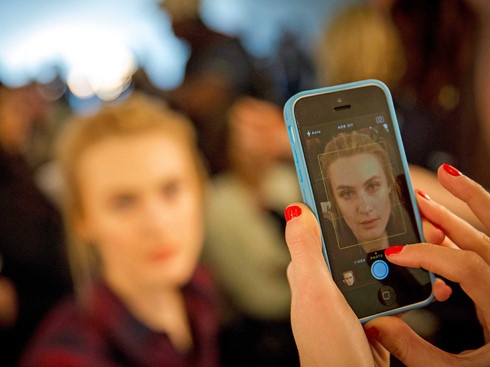 iPhone thong tri chup anh di dong hinh anh