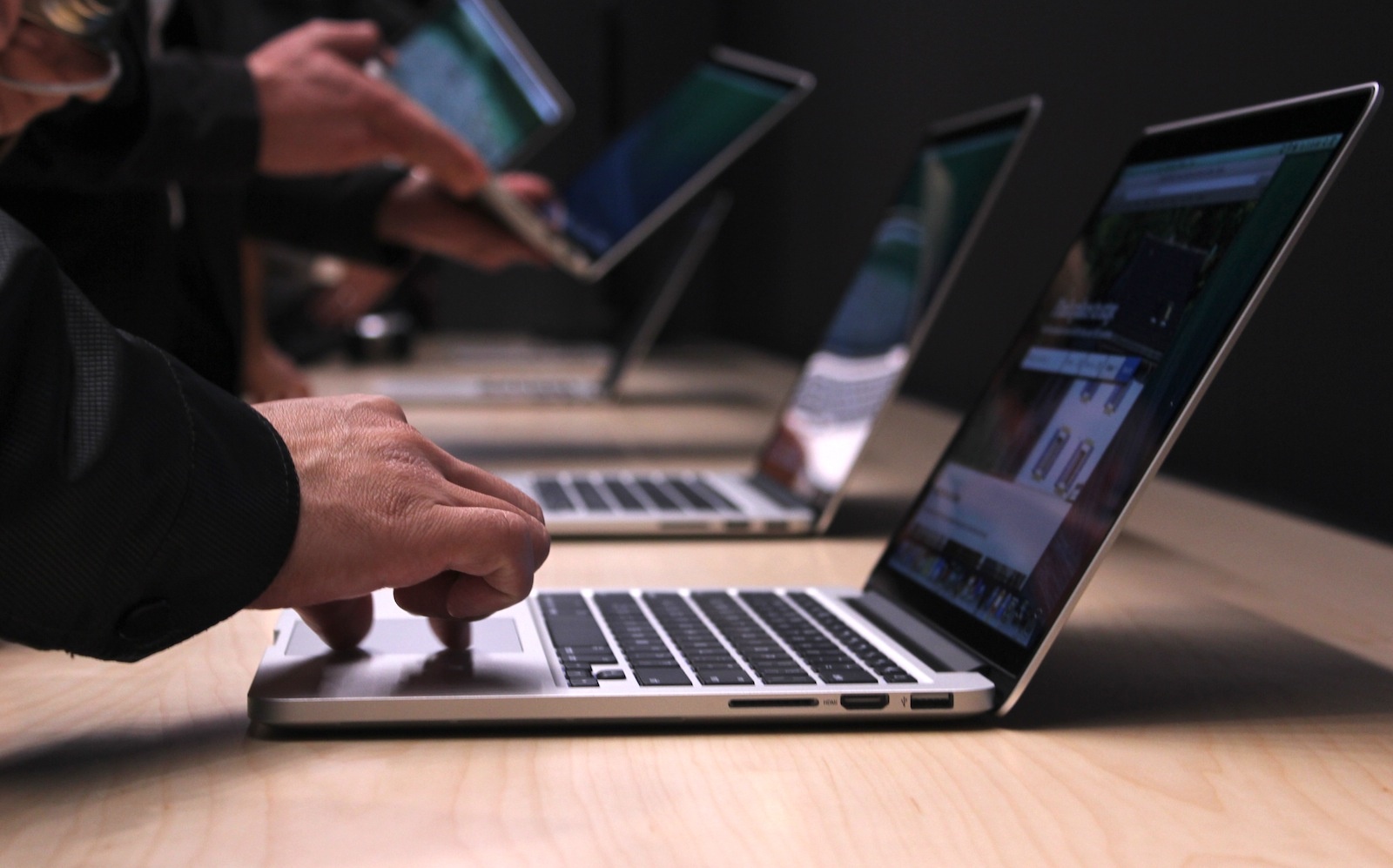 Toan nganh PC sut giam, minh Apple tang truong hinh anh