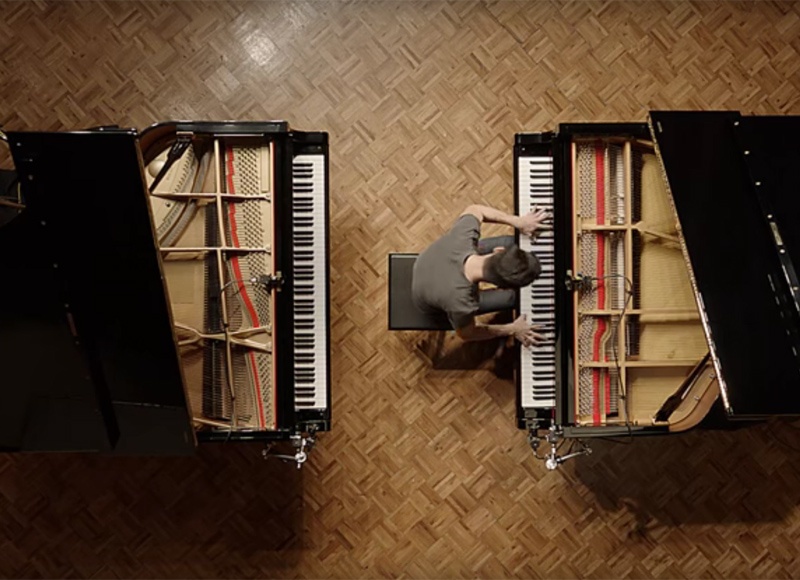 Google goi iPhone la cay piano mot not nhac hinh anh