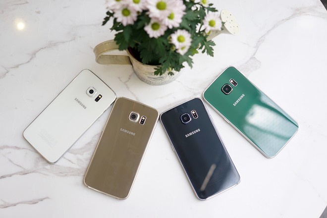 Galaxy S6 Edge giam 2,5 trieu, don duong cho S7 hinh anh
