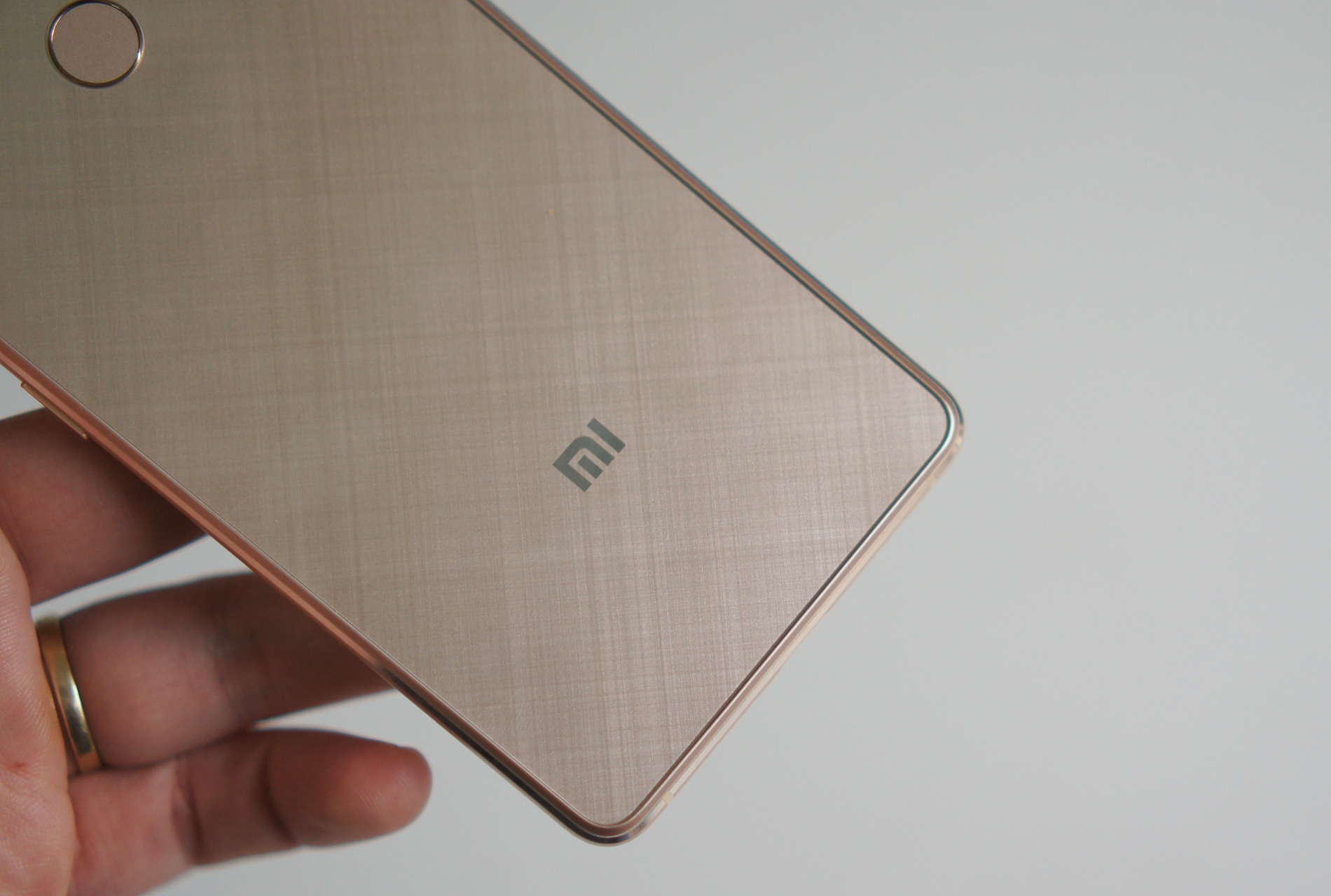 Mi 4s,  smartphone Xiaomi,  dien thoai Xiaomi,  mua xiaomi mi 4s anh 6