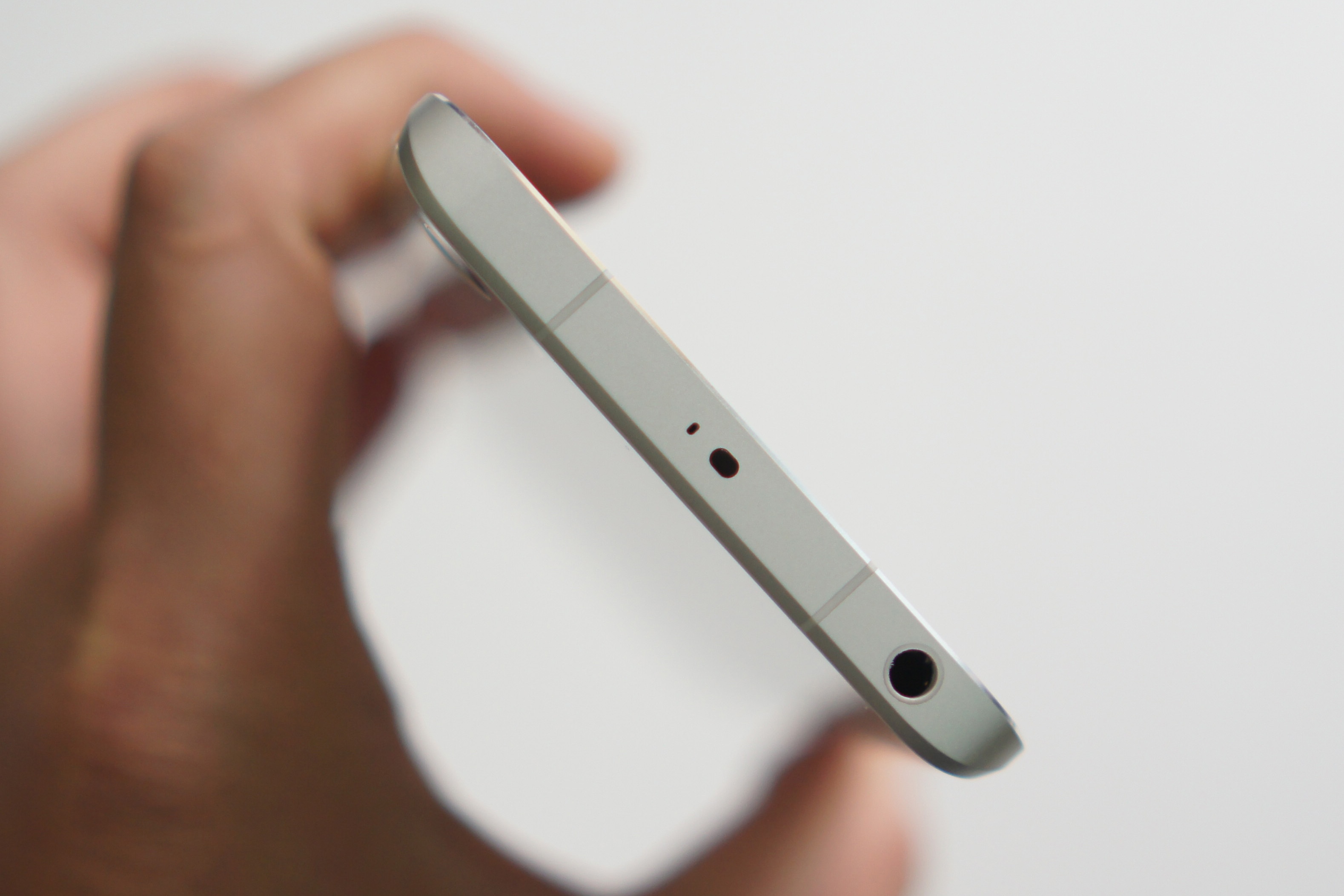 Mi 5,  Mi 5 xach tay,  dien thoai xach tay,  smartphone cao cap,  mua Xiaomi Mi 5 anh 7