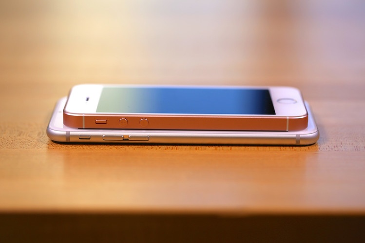 Apple bán 23 bản iPhone ảnh 2 Apple ban 23 ban iPhone anh 2