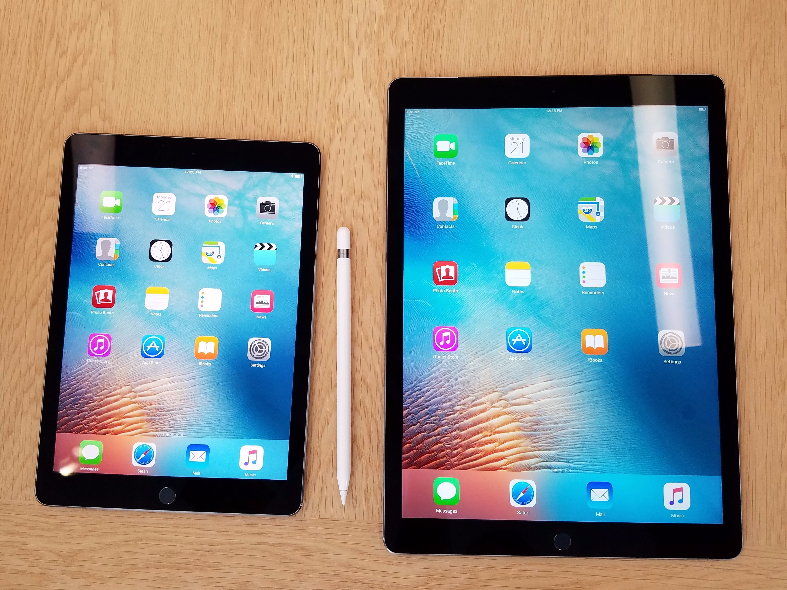 Con ai quan tam iPad tai Viet Nam? hinh anh