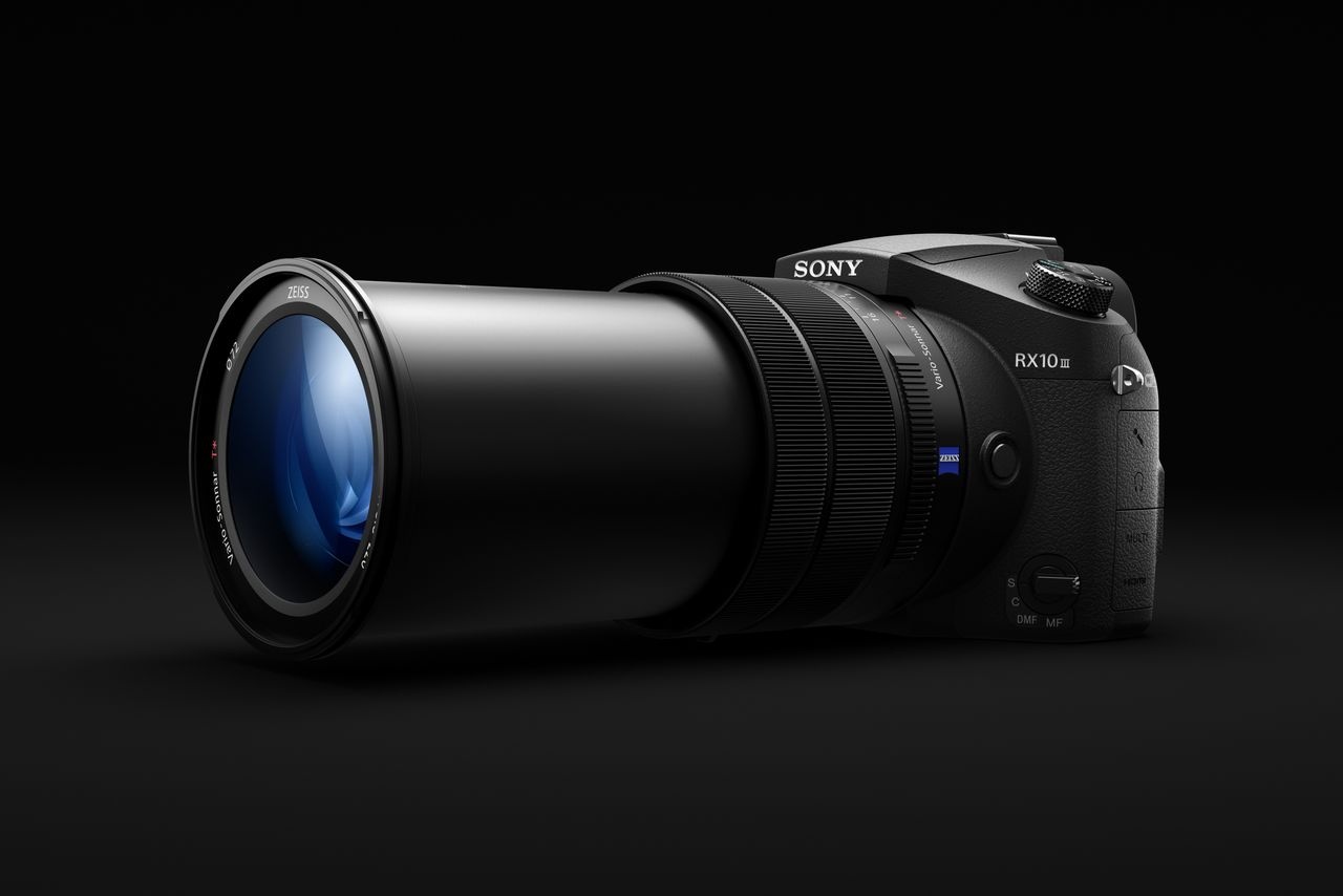 Sony gioi thieu RX10 III sieu zoom gia 1.500 USD hinh anh