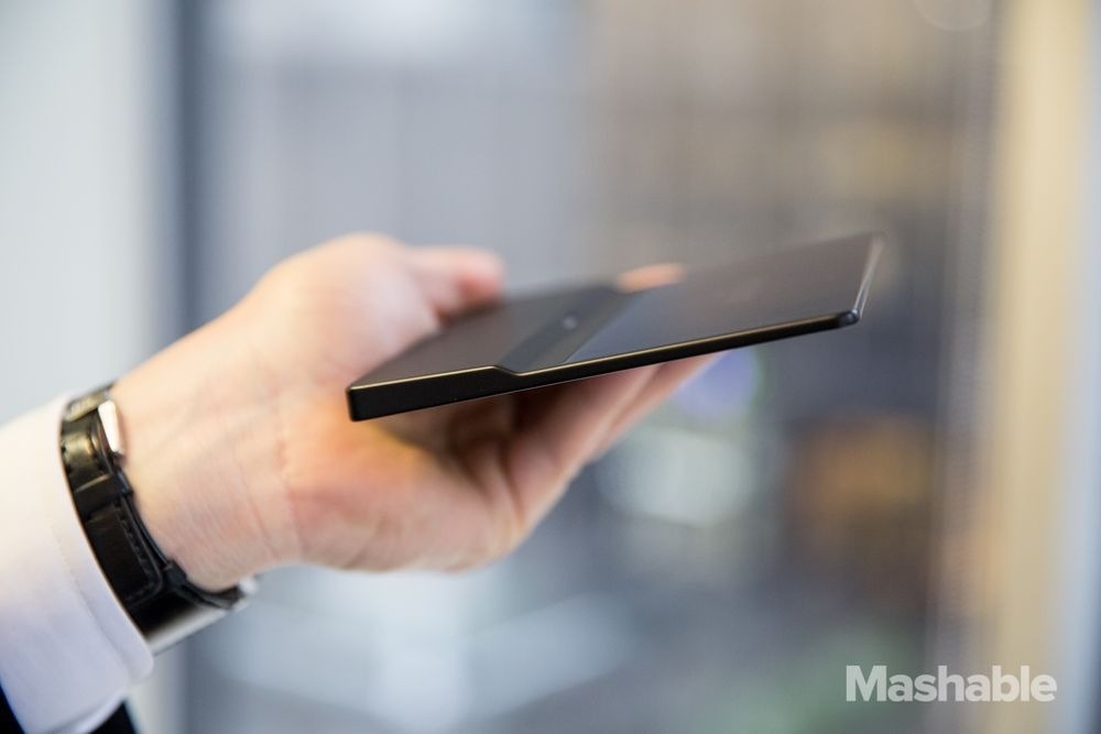 Amazon Kindle Oasis ra mắt ảnh 2 Amazon Kindle Oasis ra mat anh 2