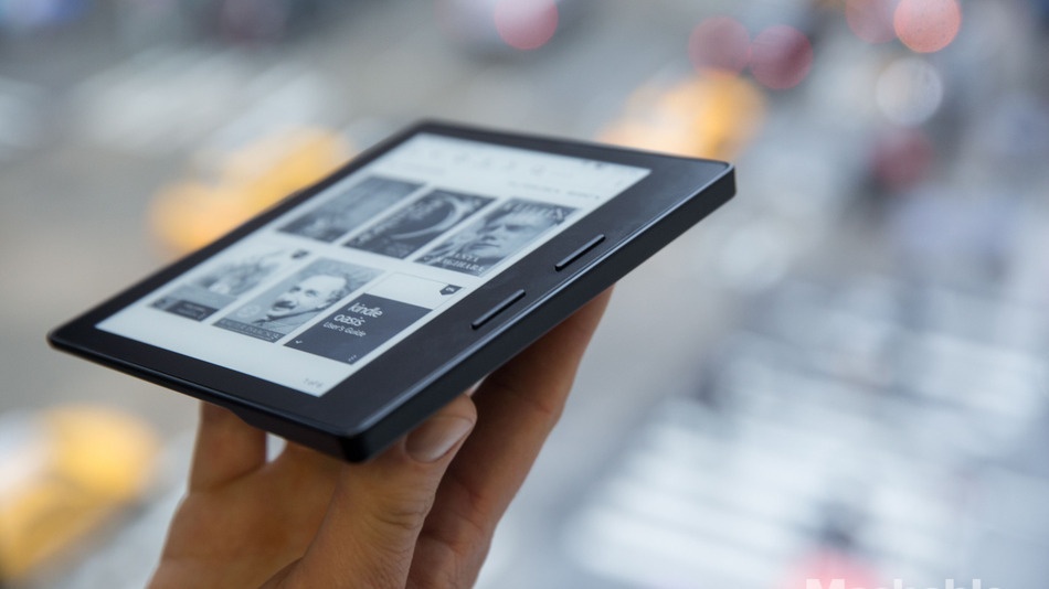 Amazon Kindle Oasis ra mắt ảnh 1 Amazon Kindle Oasis ra mat anh 1