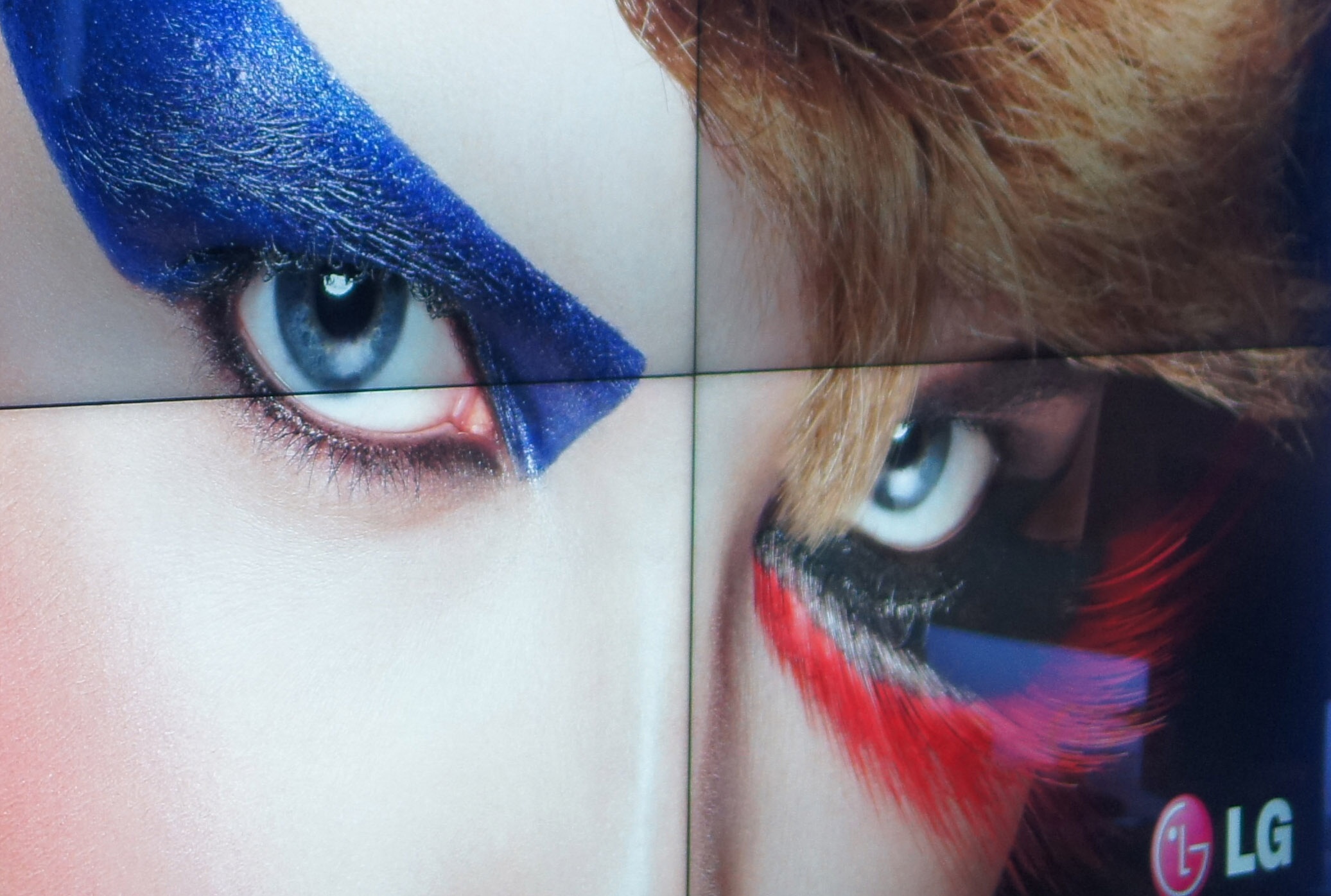 Màn hình OLED LG ảnh 2 Man hinh OLED LG anh 2