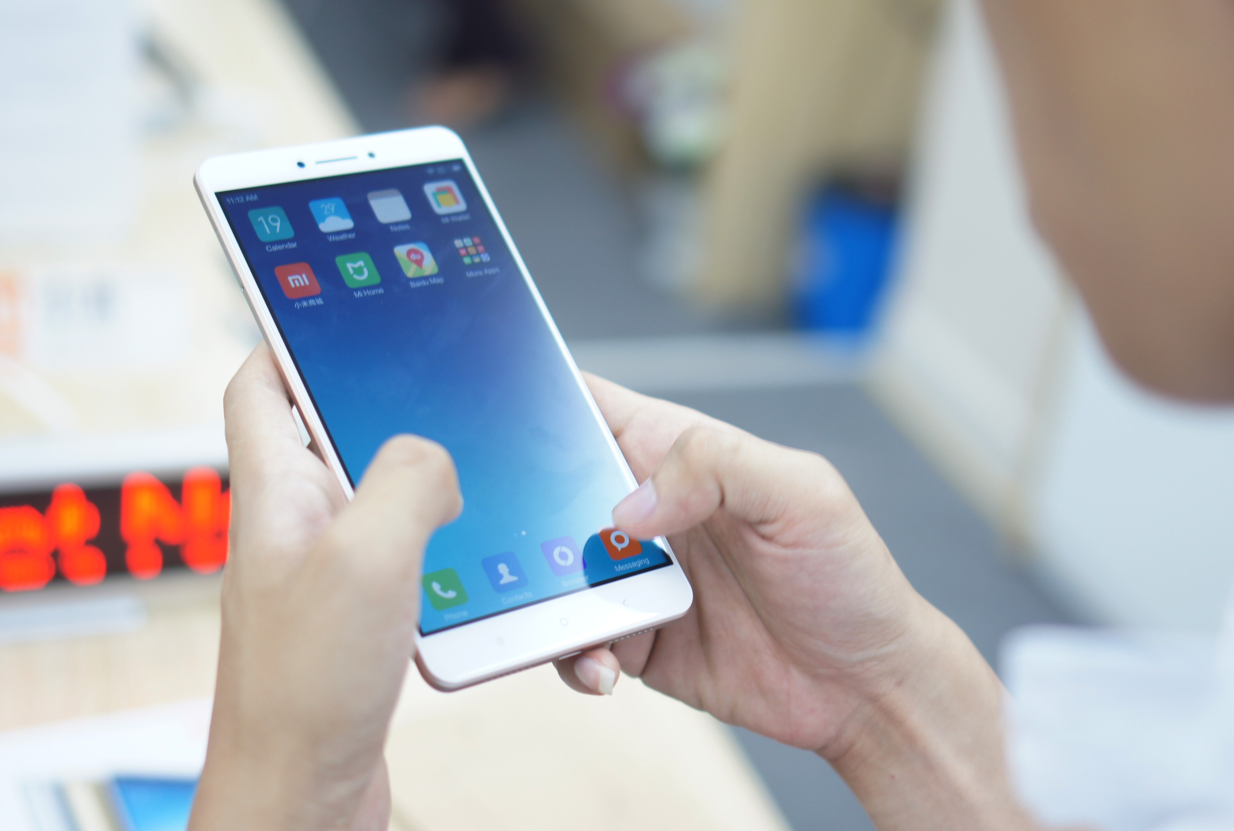 Xiaomi Mi Max ve Viet Nam anh 1