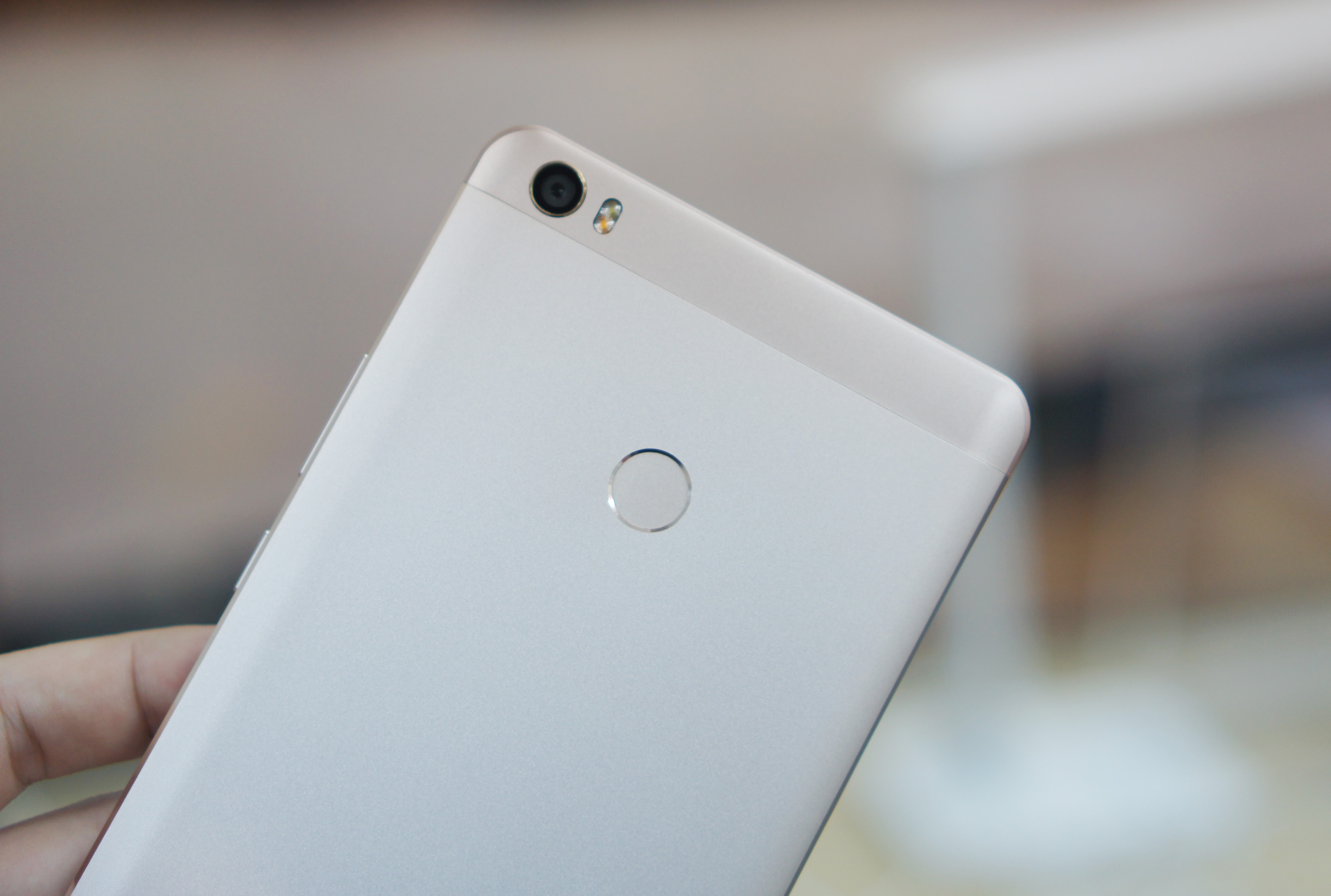 Xiaomi Mi Max ve Viet Nam anh 5