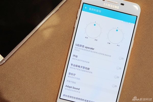 anh thuc te Galaxy C5 C7 anh 6