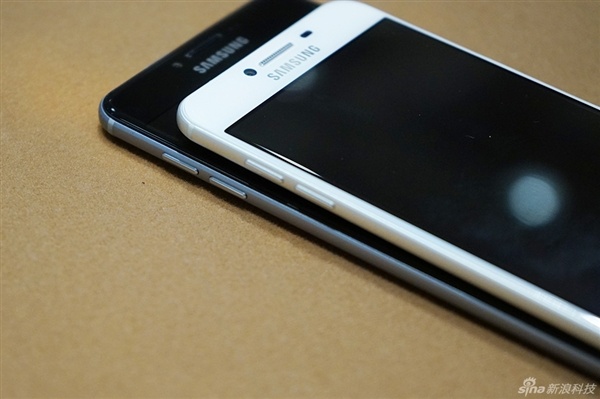 anh thuc te Galaxy C5 C7 anh 10