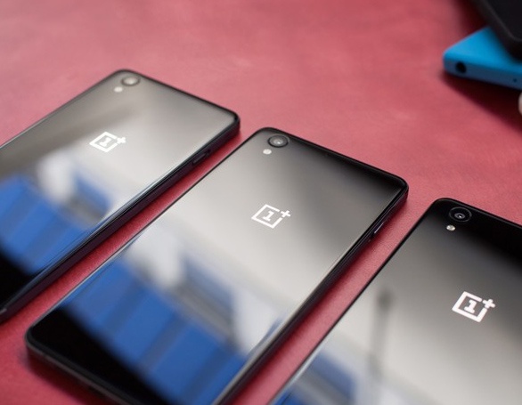 One Plus X sap ve Viet Nam voi gia 5 trieu dong hinh anh