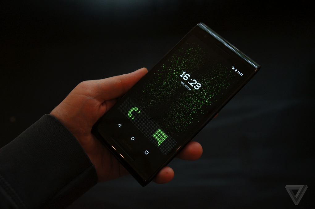 dien thoai dat gap 20 lan iPhone anh 12