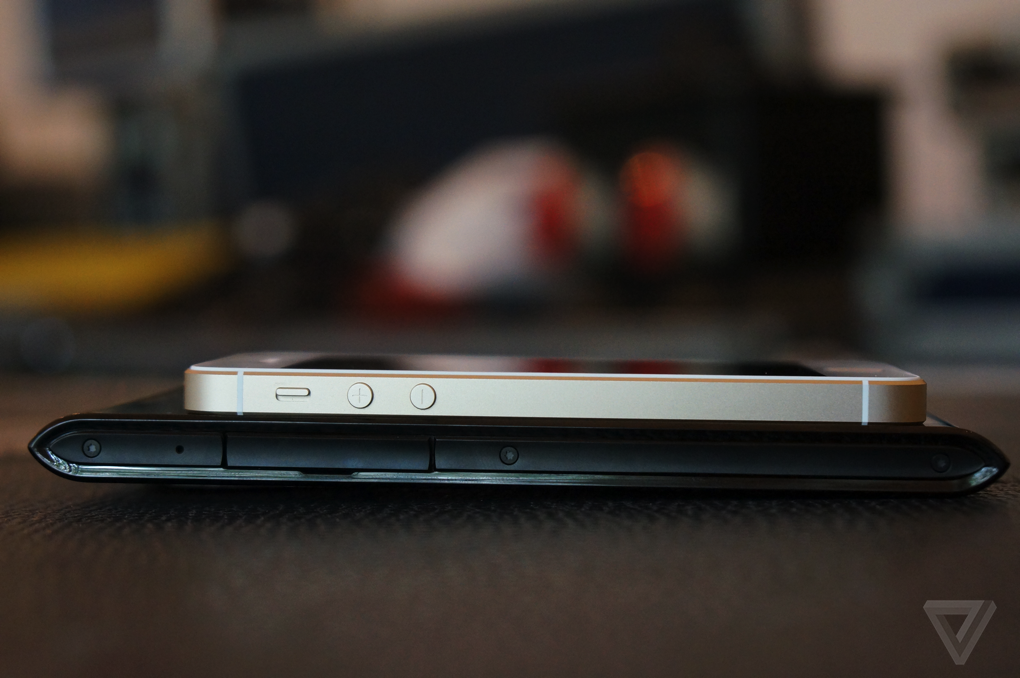 dien thoai dat gap 20 lan iPhone anh 15