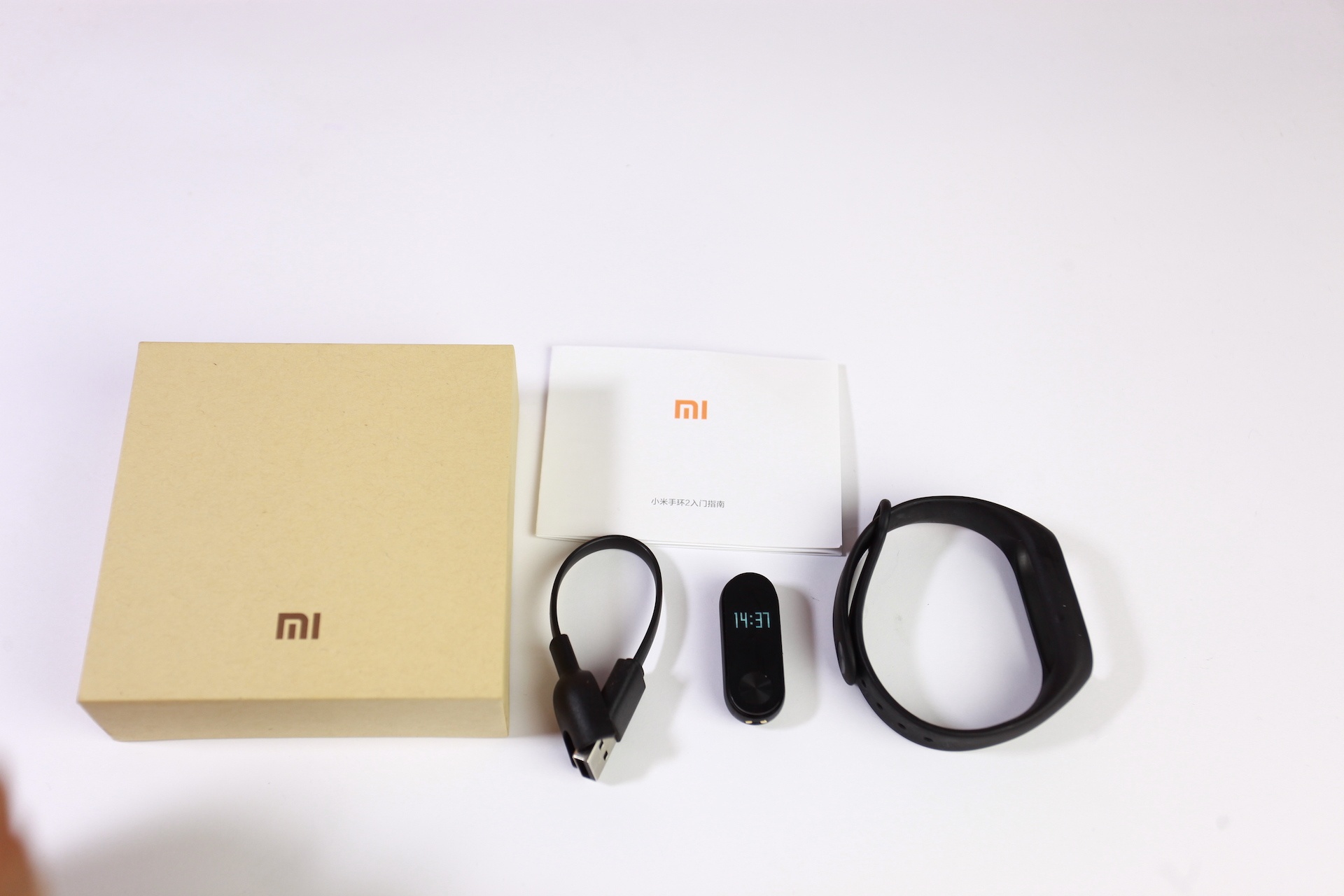 Xiaomi Mi Band 2 ve Viet Nam anh 3