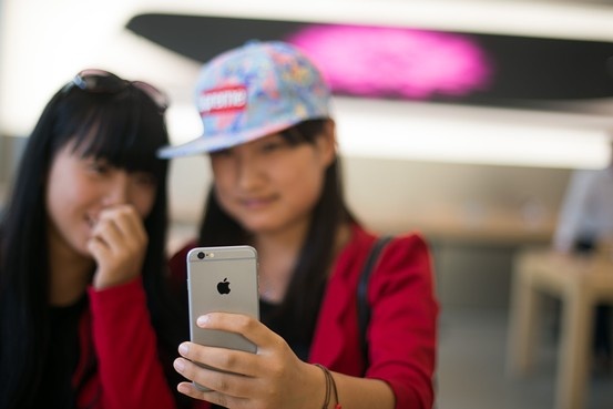 Cong ty ma co the khien iPhone dieu dung tai Trung Quoc hinh anh