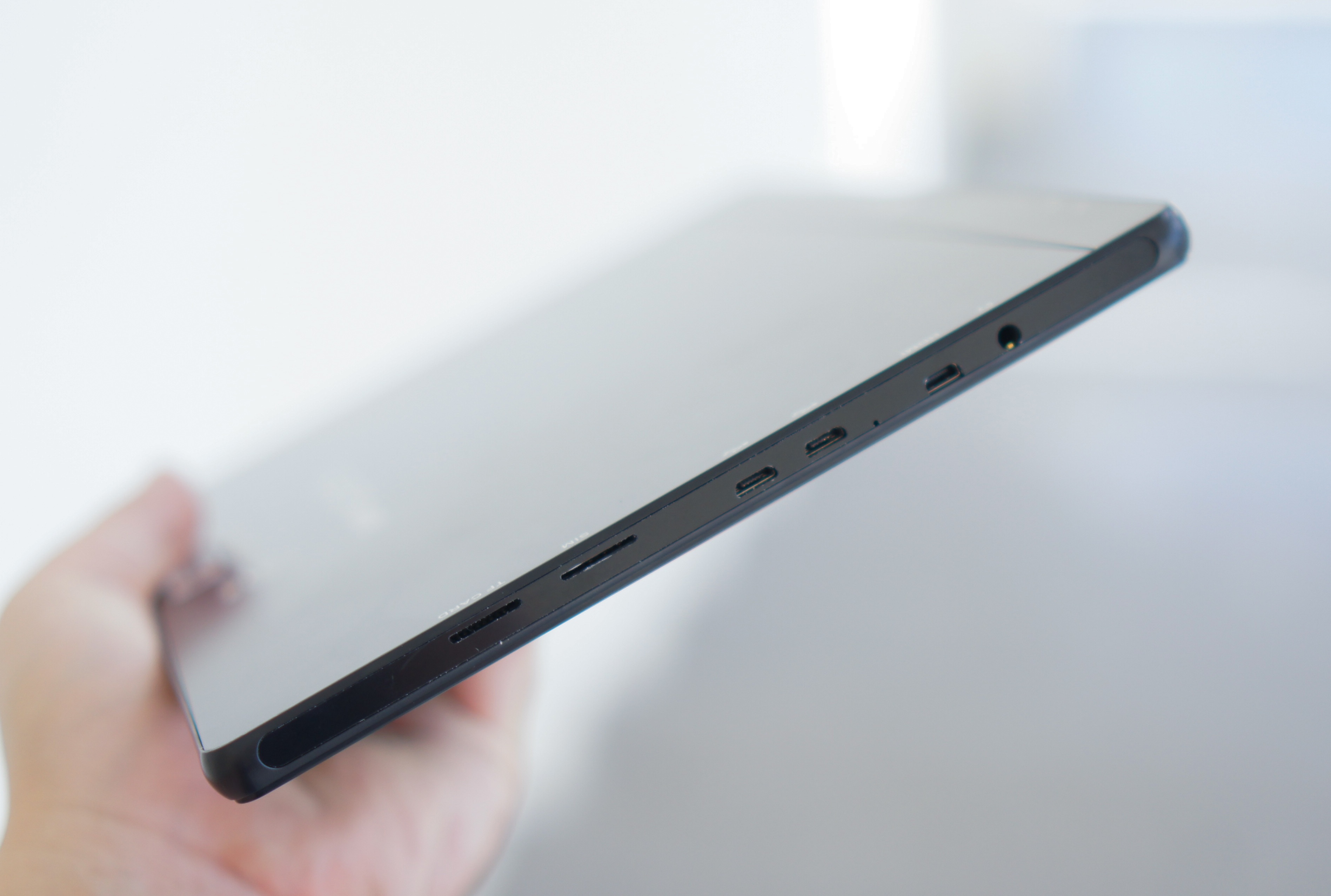 tablet windows co ban phim roi anh 6