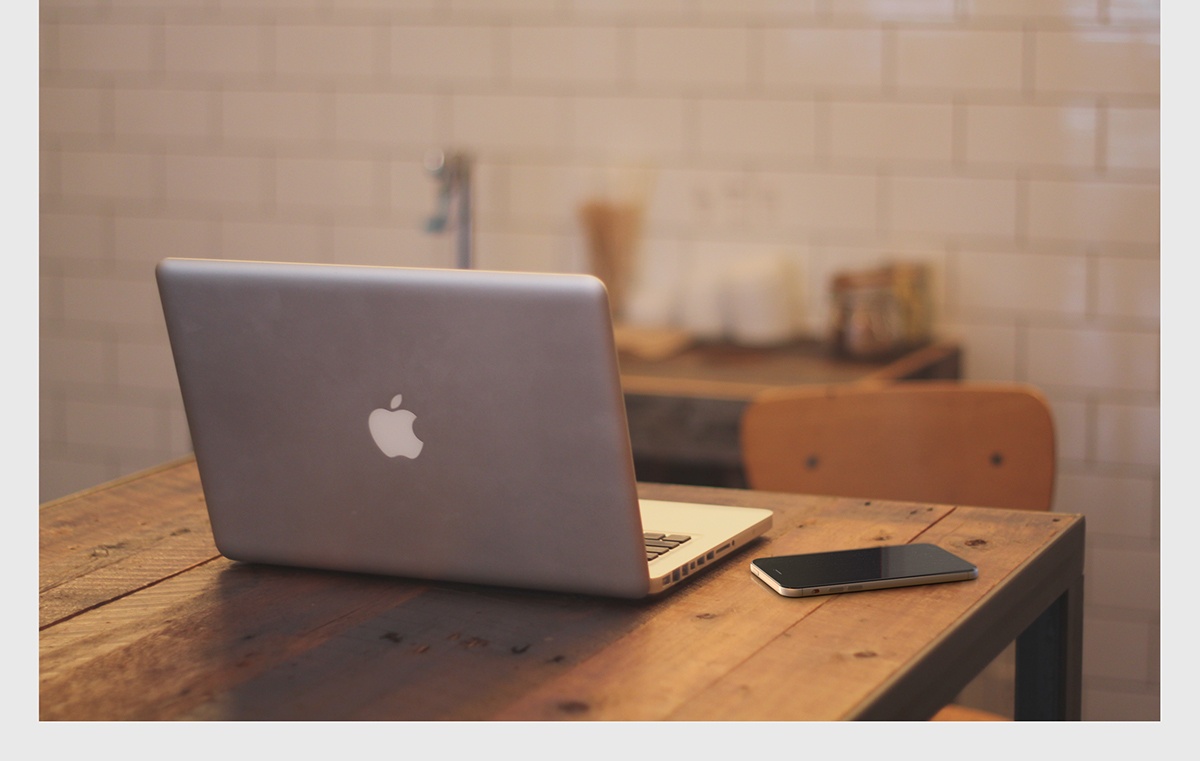 ban dung iPhone 8 anh 12