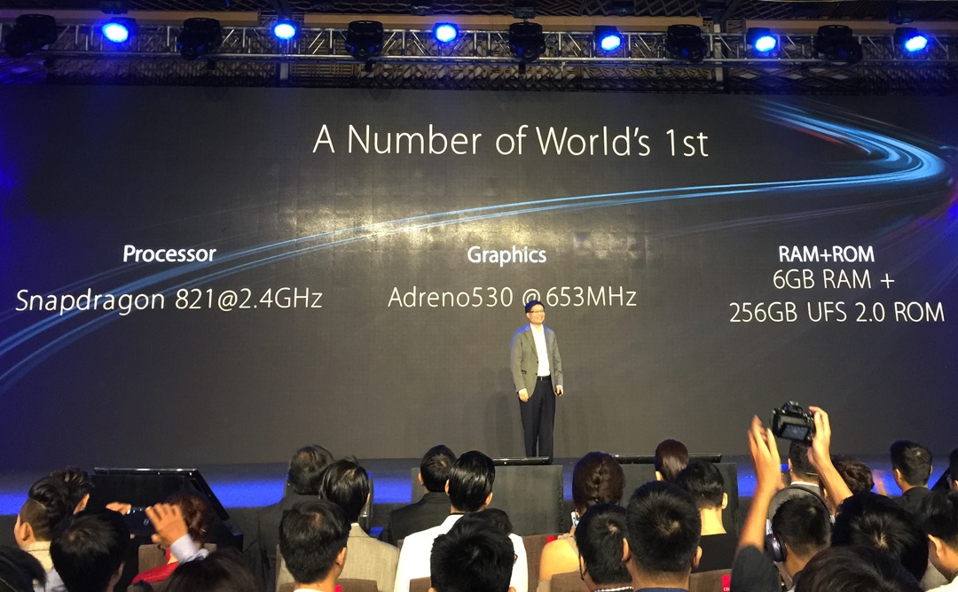 Asus buoc vao san choi cao cap anh 2