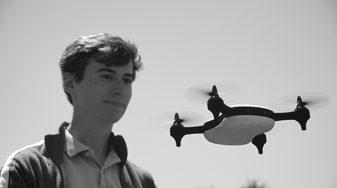 Gioi thieu Teal drone hinh anh