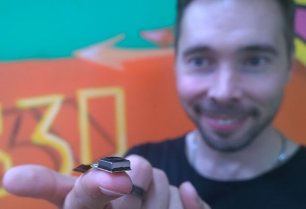 Ong trum camera Lumia quay tro lai Nokia hinh anh