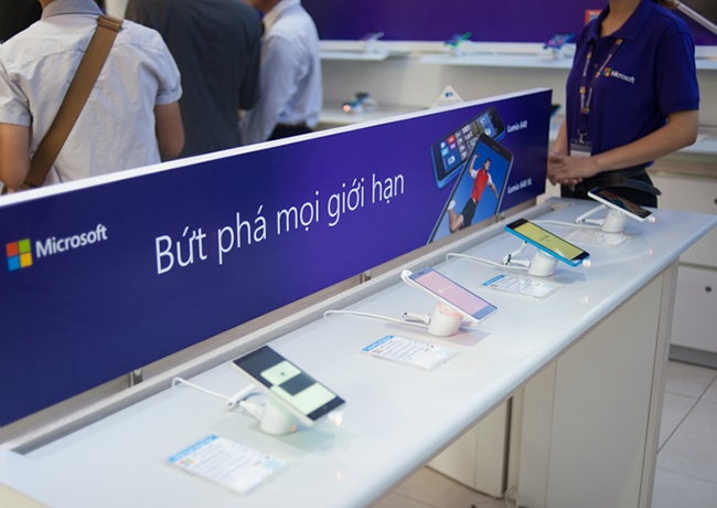 Tham vong mo 1.400 Microsoft Store tai VN gio ra sao? hinh anh